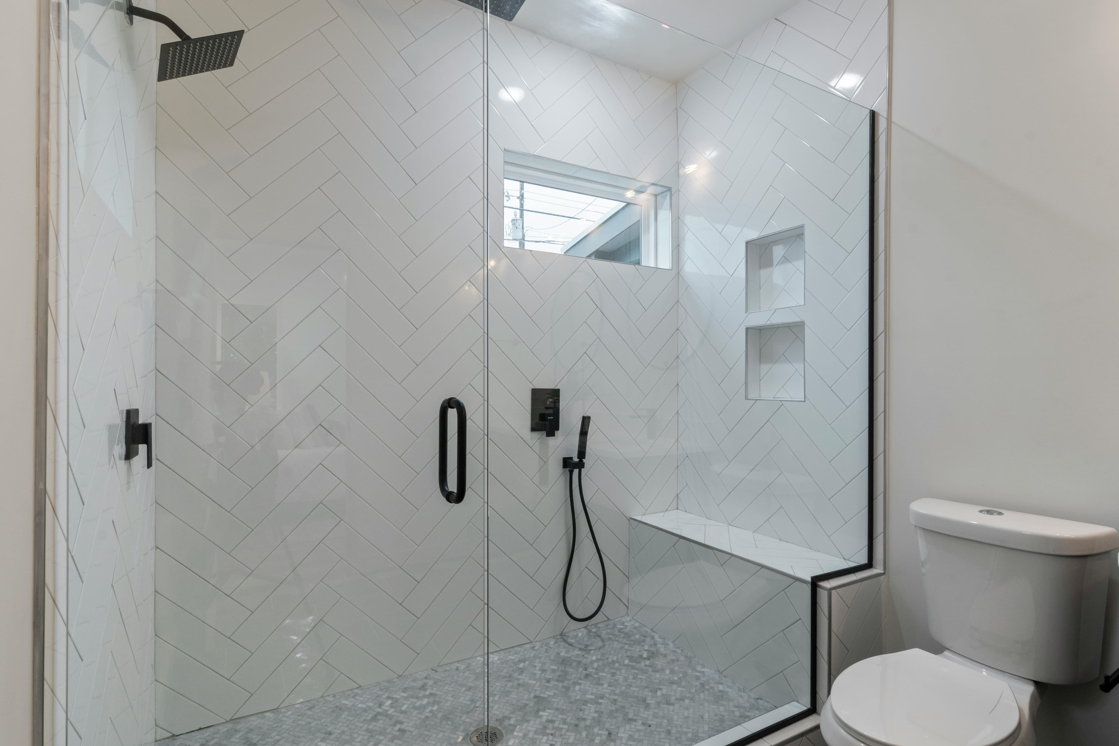 Frameless Shower Doors - NSG Glass & Projects Gauteng